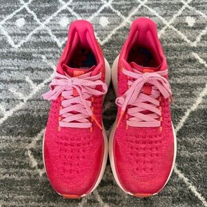 Rabbit Dream Chaser 1.0 Raspberry 8.5 Women’s